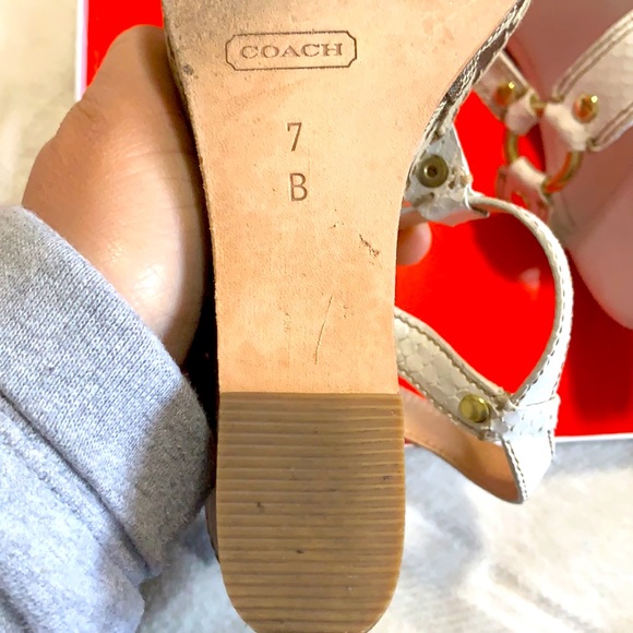 Coach signature Mary Alice White Wedges, size 7 - Picture 2 of 3